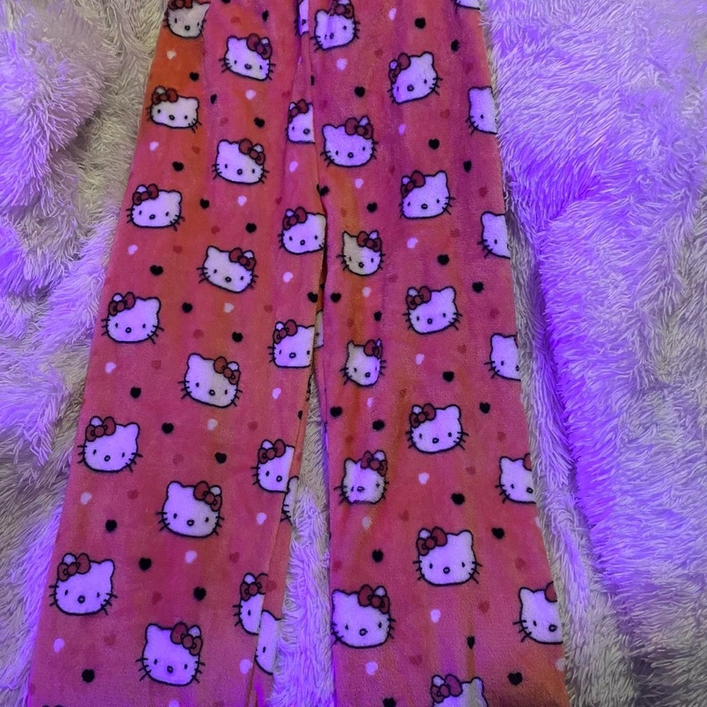HELLO KITTY PJS!!!